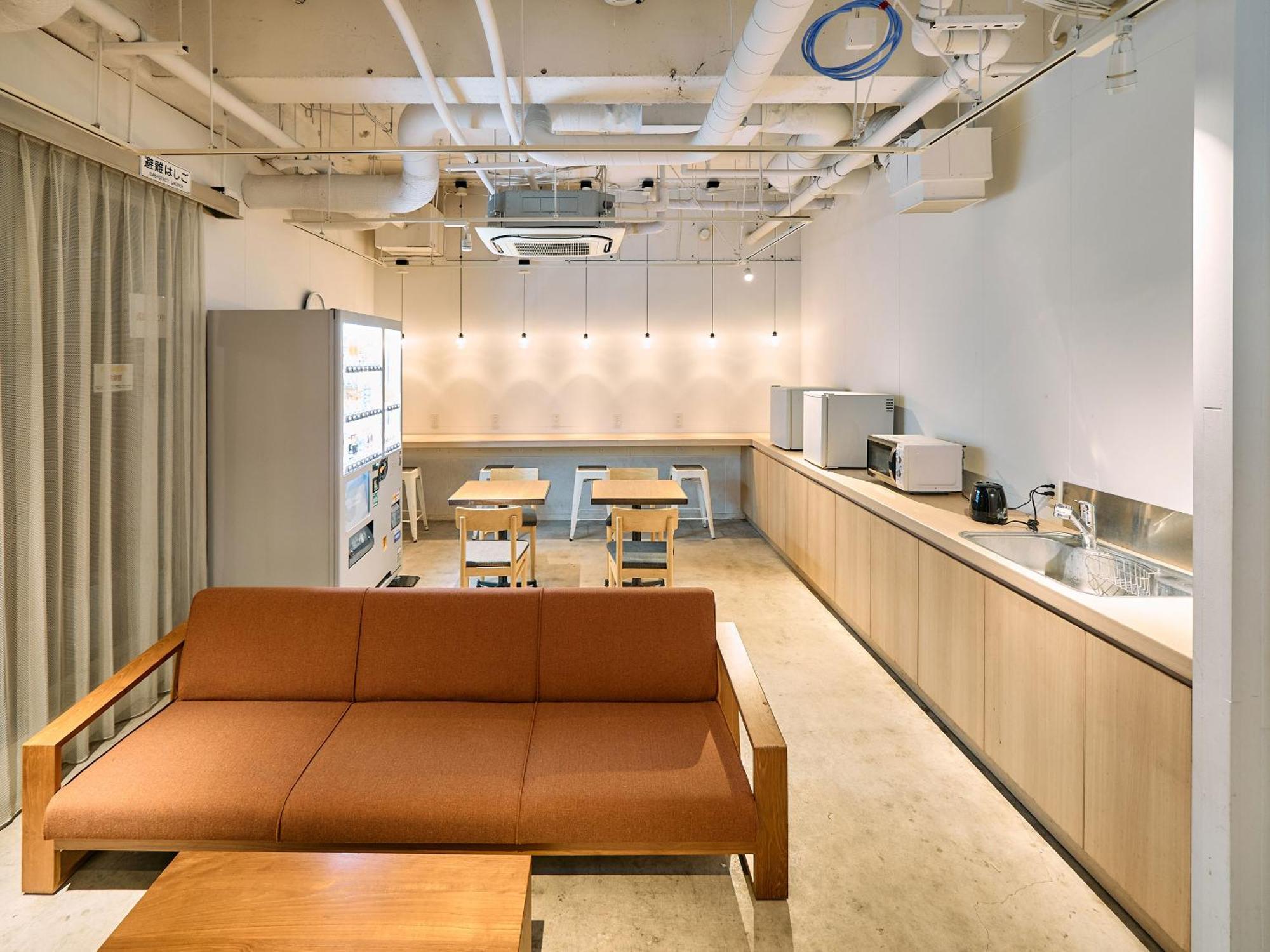 Hotel Plus Hostel Tokyo Kawasaki Kawasaki  Extérieur photo
