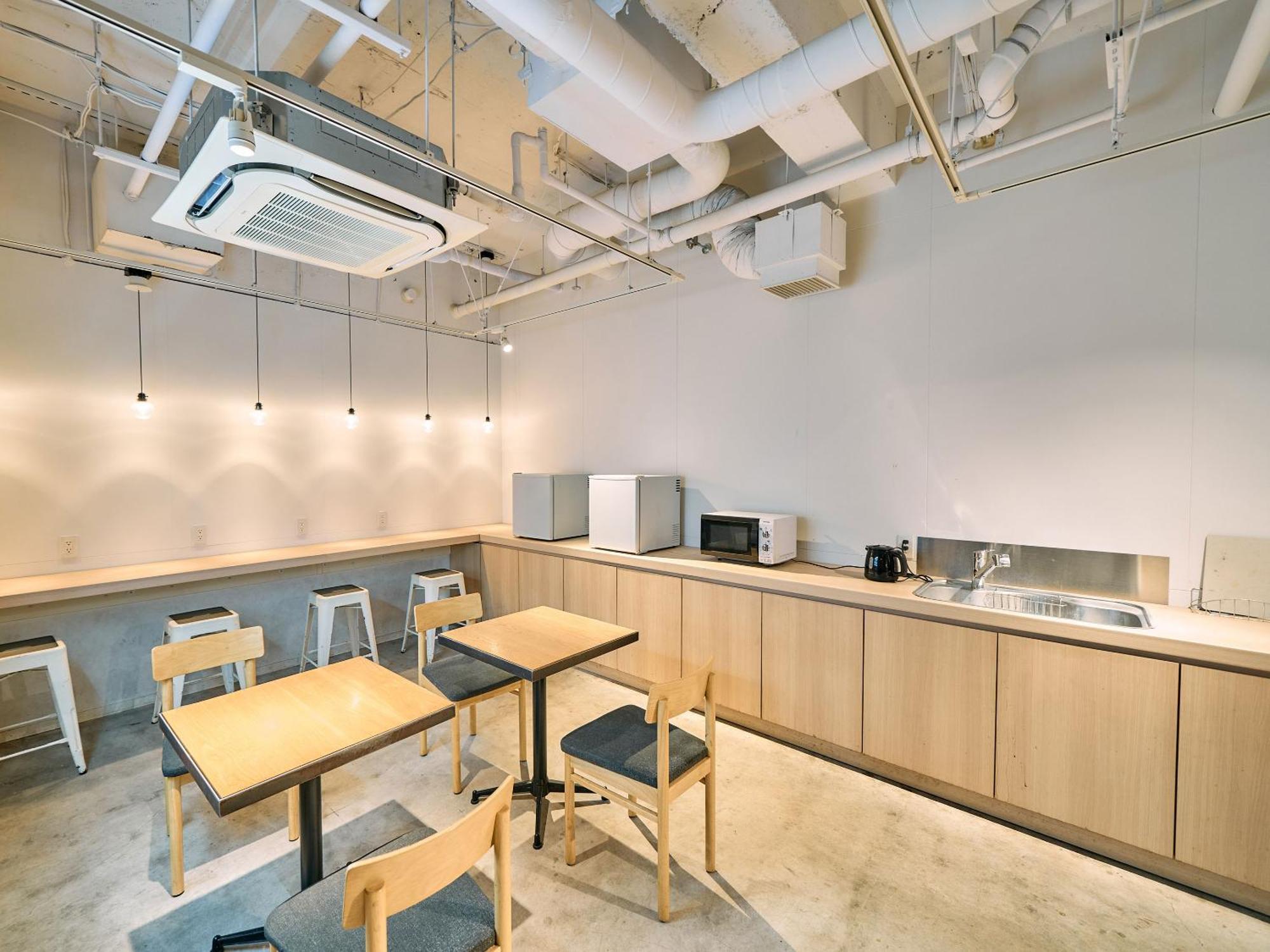 Hotel Plus Hostel Tokyo Kawasaki Kawasaki  Extérieur photo